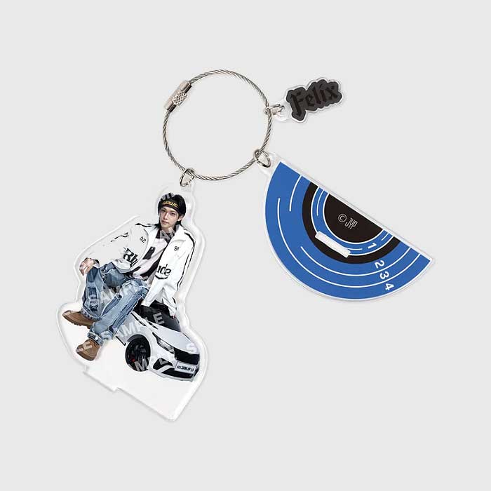 STRAY KIDS ACRYLIC STAND KEY HOLDER 『Stray Kids World Tour