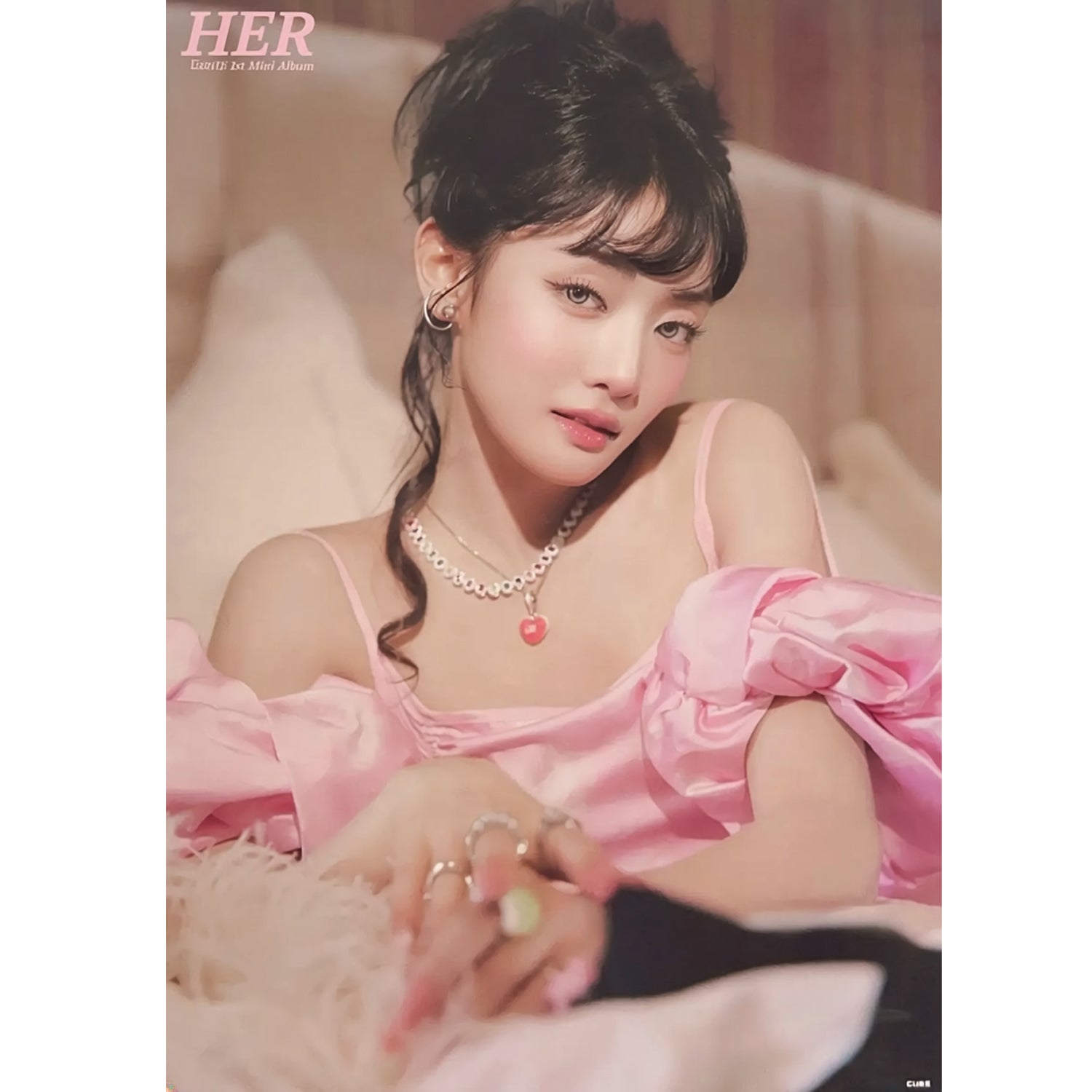 민니 | MINNIE | 1ST MINI ALBUM [ HER ] LP | POSTER ONLY