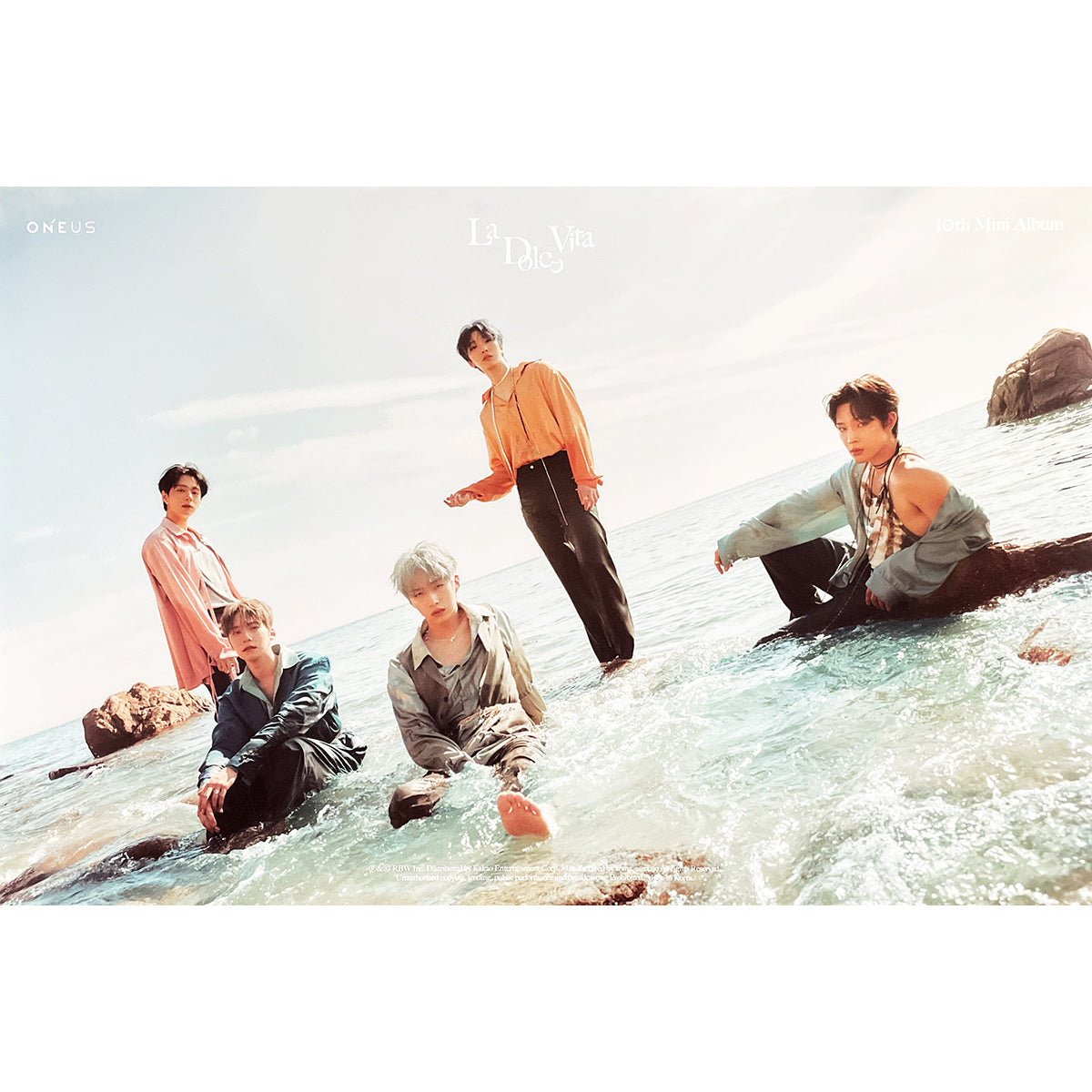 원어스 | ONEUS | 10TH MINI ALBUM [ LA DOLCE VITA ] | (D VER.) POSTER ONLY