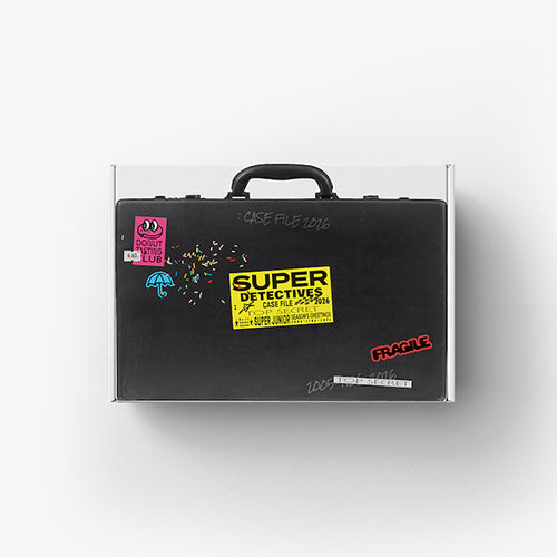 SUPER JUNIOR 2026 SEASON’S GREETINGS [ SUPER DETECTIVES ]+PHOTO CARD SET