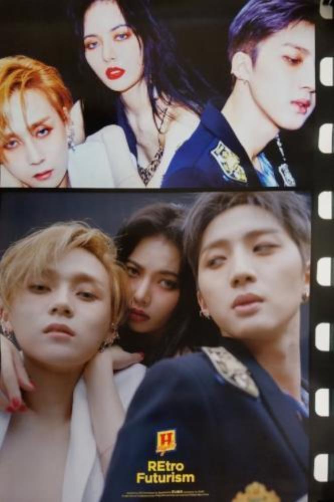 MUSIC PLAZA Poster A version Triple H | 트리플 H | RETRO FUTURISM | POSTER