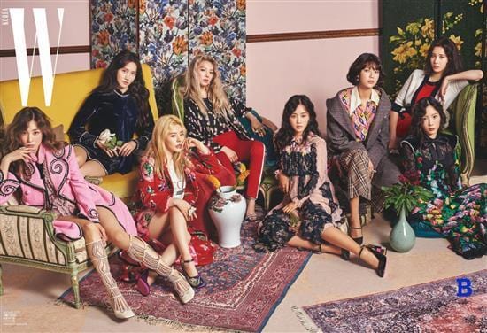 MUSIC PLAZA Magazine <strong>더블유 [ 소녀시대 ] | W [ SNSD ]</strong><br/>2017-8 <strong><font size=2 color=blue>B TYLE</strong></font><br/>KOREA MAGAZINE