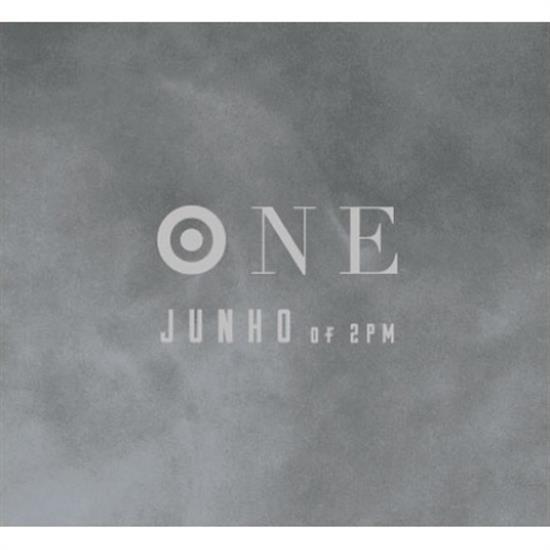 MUSIC PLAZA CD <strong>준호 | JUNHO</strong><br/>BEST ALBUM<br/>ONE