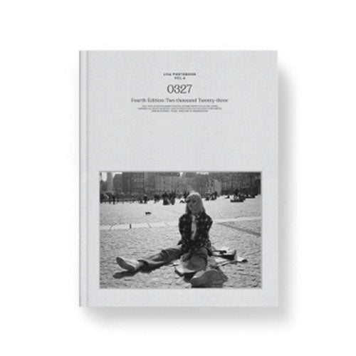 리사 | LISA PHOTOBOOK VOL.4 [ 0327 ]