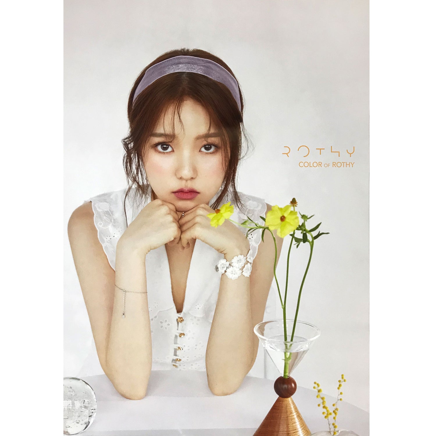로시 | ROTHY | 2ND MINI ALBUM [ COLOR OF ROTHY ] | POSTER ONLY