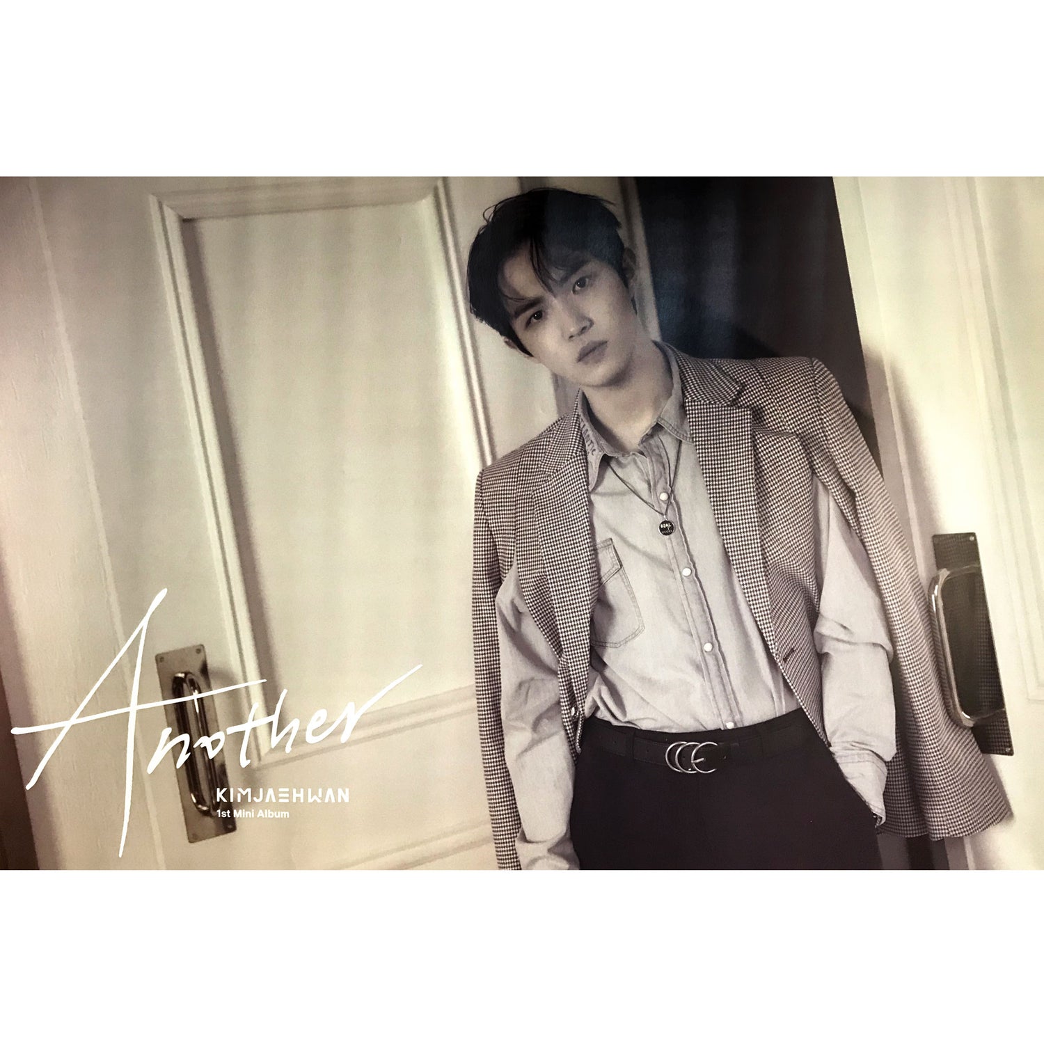 김재환 | KIM JAEHWAN | 1ST MINI ALBUM [ ANOTHER ] | (CLASSY - B VER.) POSTER ONLY