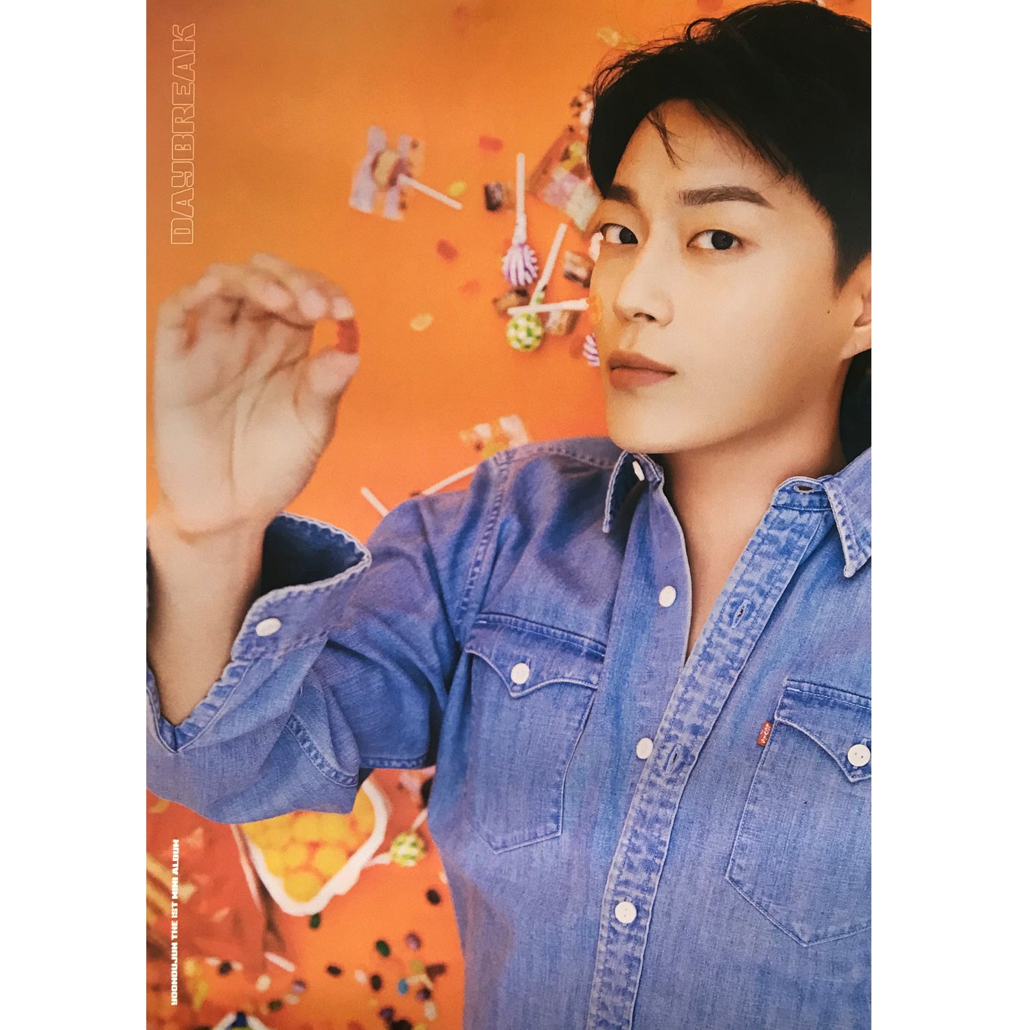 윤두준 | YOON DUJUN | 1ST MINI ALBUM [ DAYBREAK ] | (DAY VER.) POSTER ONLY