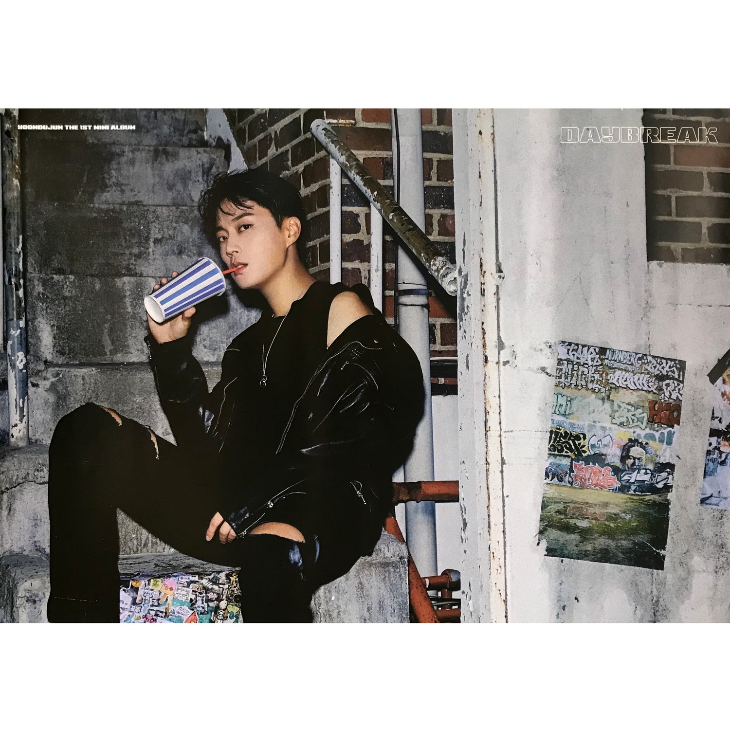 윤두준 | YOON DUJUN | 1ST MINI ALBUM [ DAYBREAK ] | (BREAK VER.) POSTER ONLY