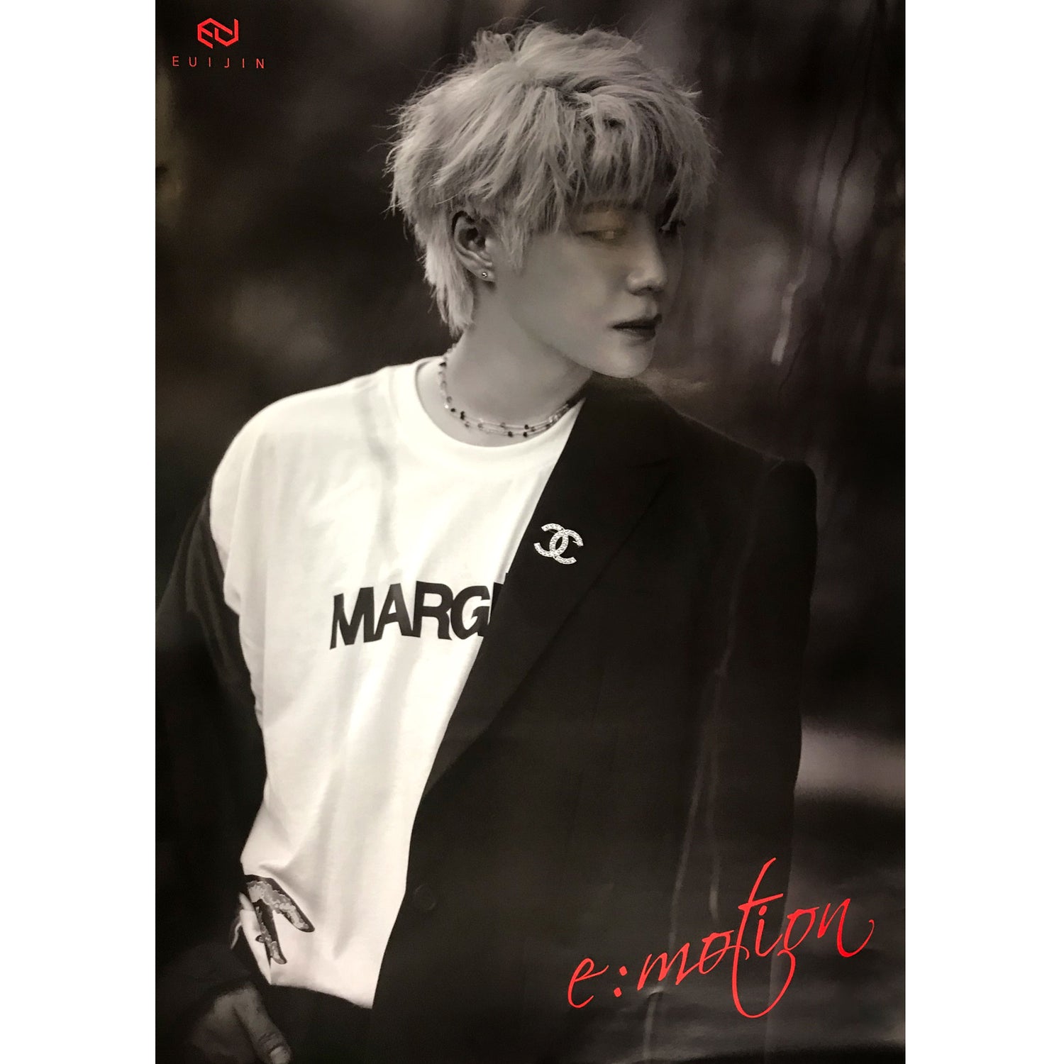 의진 | EUIJIN | 1ST MINI ALBUM [ E:MOTION ] | (VERSION 1) POSTER ONLY