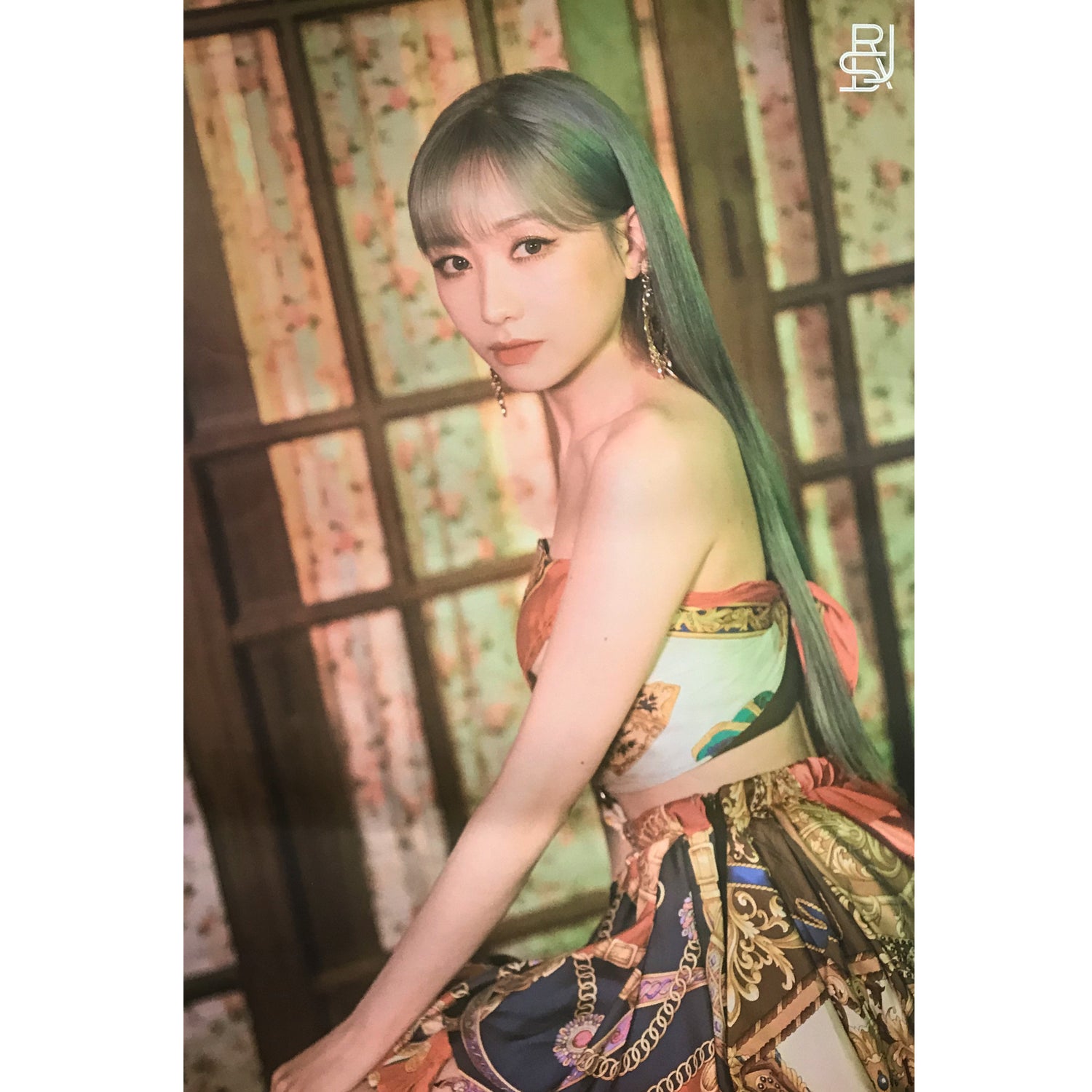 류수정 | RYU SUJEONG | 1ST MINI ALBUM [ TIGER EYES ] | (B VER.) POSTER ONLY