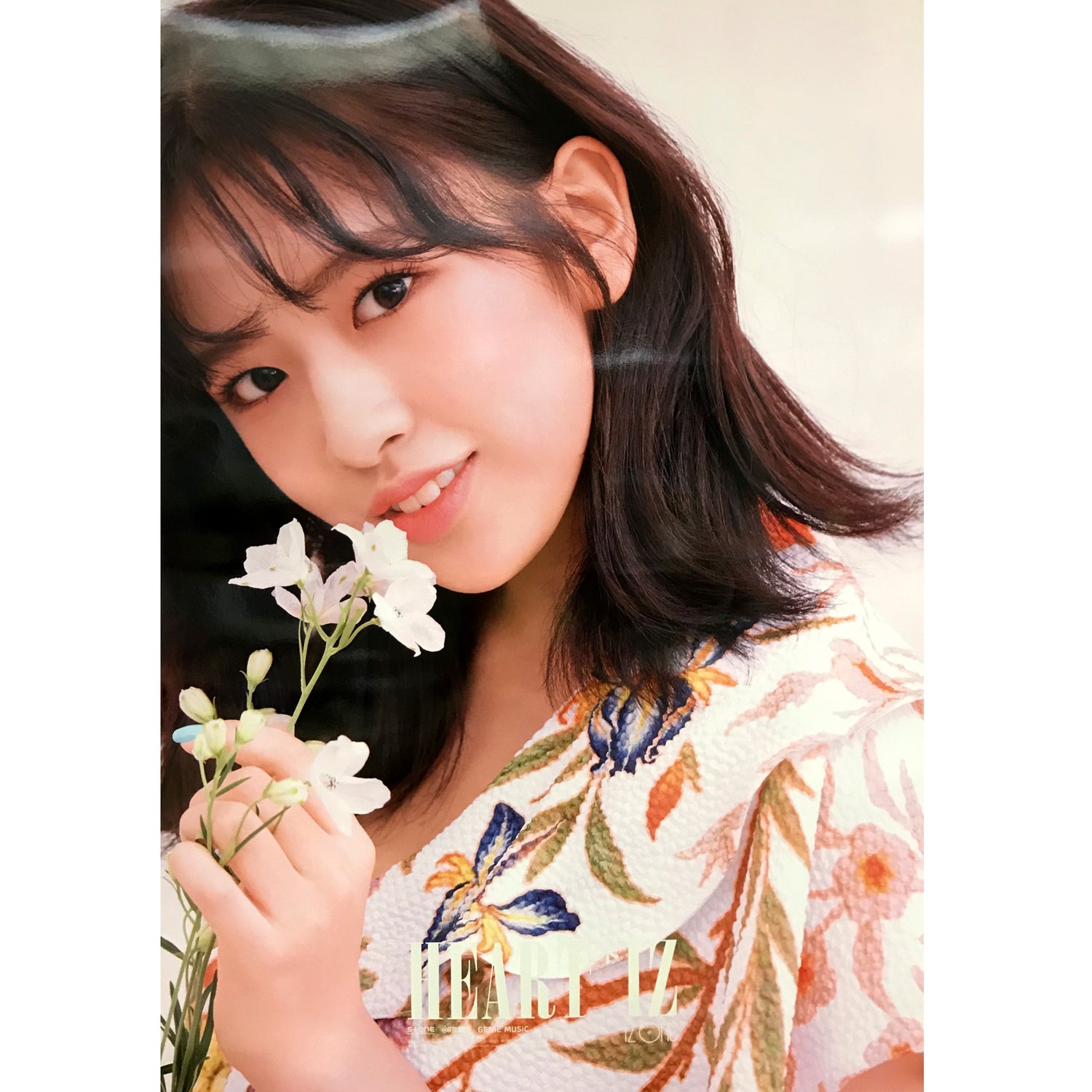 아이즈원 | IZ*ONE | 2ND MINI ALBUM [ HEART*IZ ] | (AN YUJIN VER.) POSTER ONLY