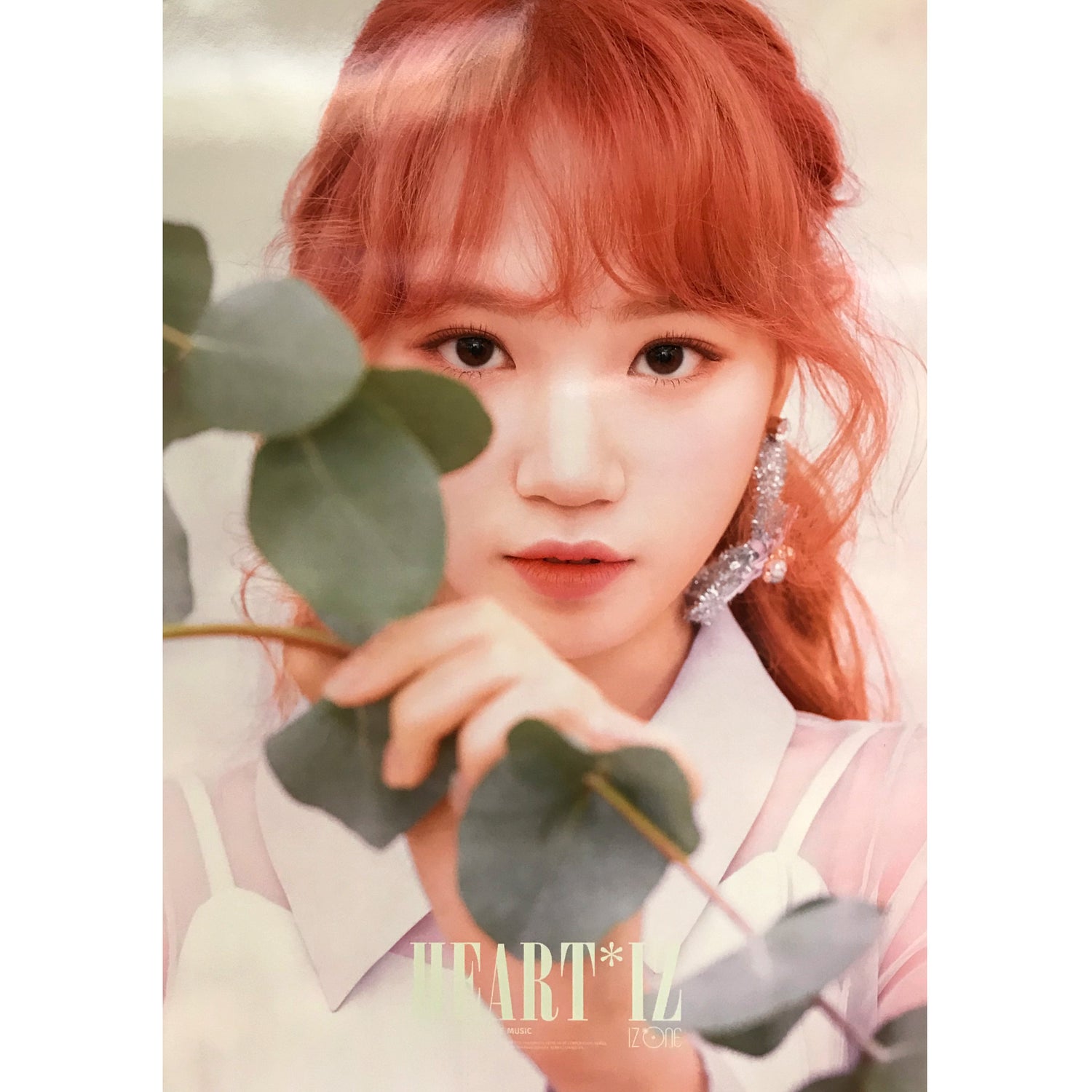 아이즈원 | IZ*ONE | 2ND MINI ALBUM [ HEART*IZ ] | (KIM CHAEWON VER.) POSTER ONLY