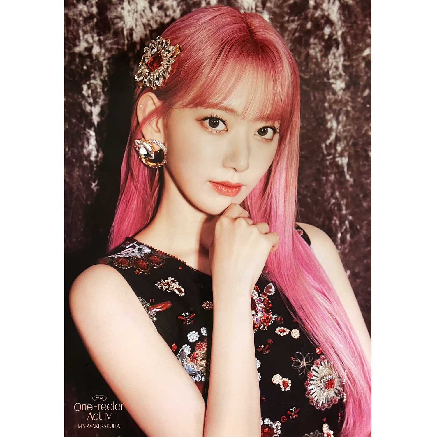 아이즈원 | IZ*ONE | 4TH MINI ALBUM [ ONE-REELER / ACT IV ] | (MIYAWAKI SAKURA VER.) POSTER ONLY