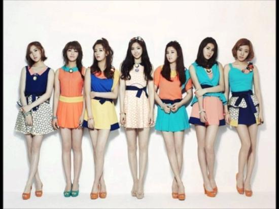 MUSIC PLAZA Poster 에이핑크 | APINK<br/>30" X 20.5"<br/>POSTER