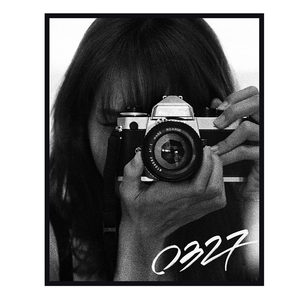 리사 | LISA 1ST PHOTOBOOK [ 0327 ] - Music Plaza