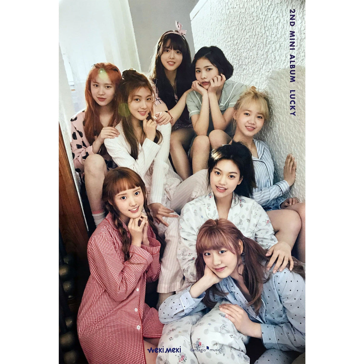 MUSIC PLAZA Poster B version Weki-Meki | Lucky - 2 type | POSTER