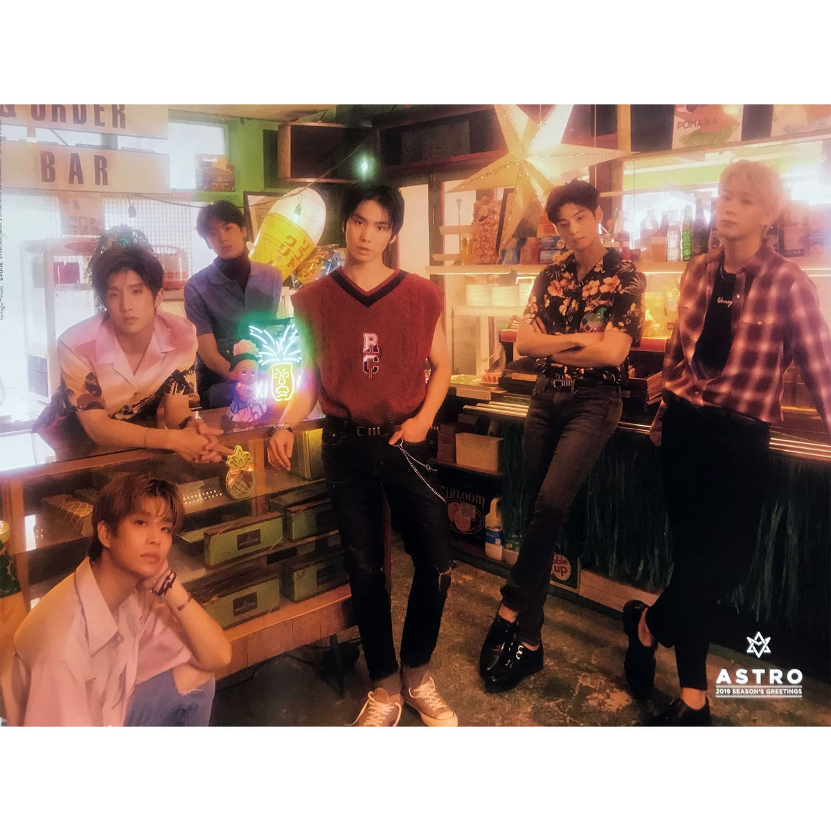 MUSIC PLAZA Poster B 아스트로 | ASTRO | 2019 Season's Greetings | POSTER
