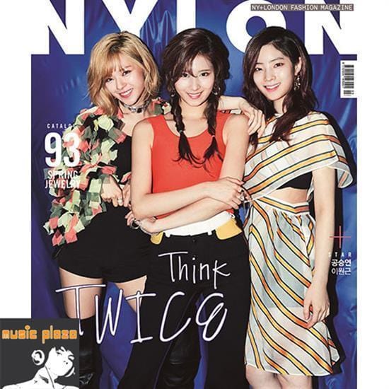 MUSIC PLAZA Magazine <strong>나일론 | NYLON</strong></br>MAGAZINE COVER - TWICE</br>MARCH 2018